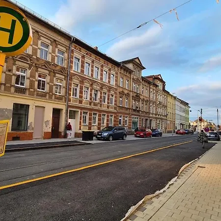 Grosse, Moderne, Helle Mit Esskueche All-in Lte