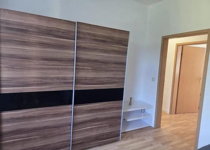 Appartement Grosse, Moderne, Helle Mit Esskueche All-in Lte Gera